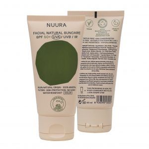 Crema facial protectora vegana con color SPF 50, de NUURA