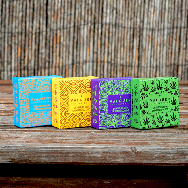 Ecolover recomienda el champú sólido de la marca Valquer porque está formulado con aloe vera y otros ingredientes naturales.
