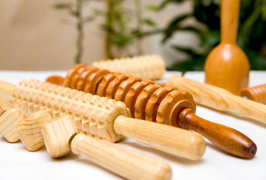 Con instrumentos de madera se puede masajear casi todas las partes del cuerpo para elevar el nivel de bienestar.