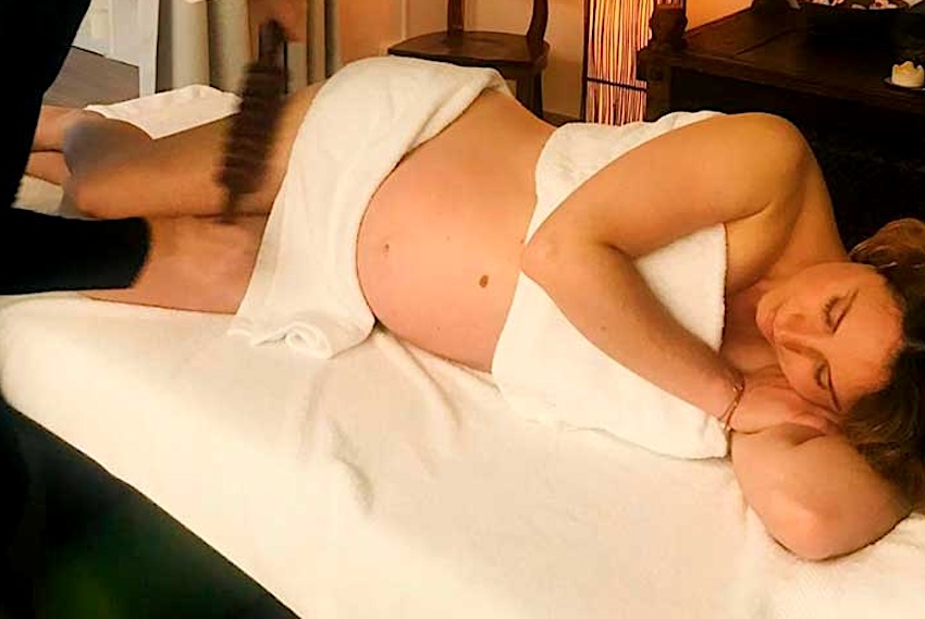 También las mujeres embarazadas pueden beneficiarse del alivio muscular que proporciona la maderoterapia.
