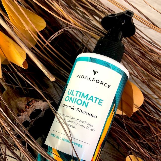 Ecolover recomienda el champú con extracto de cebolla de la marca VidalForce porque su fórmula contiene también el suplemento saw palmetto.